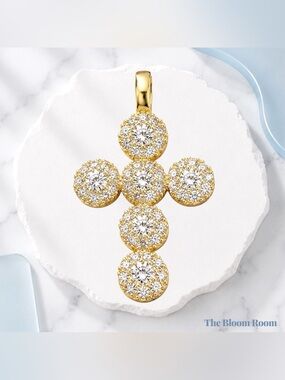 Unfailing Love Pendant Gold | 925 Sterling Silver Cross Pendant